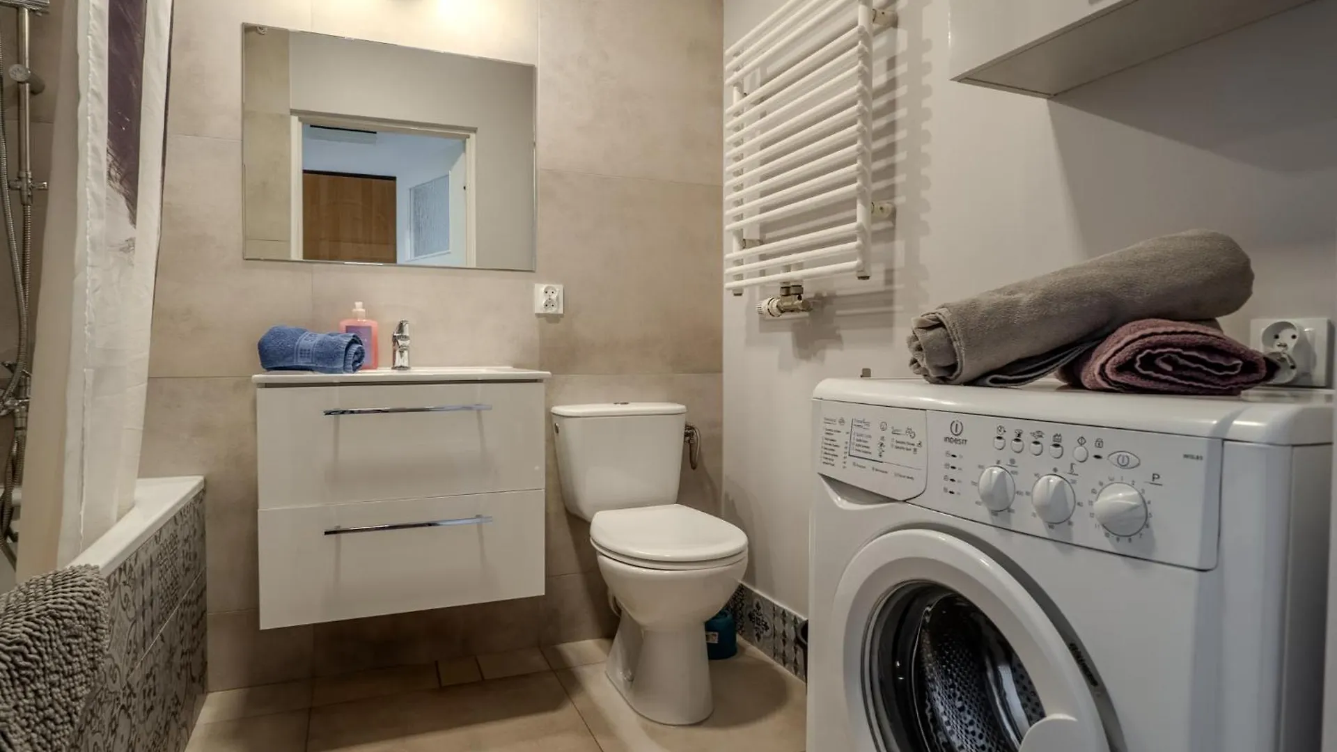 Wspomnienie Mlodosci Apartment Krakow 0*,